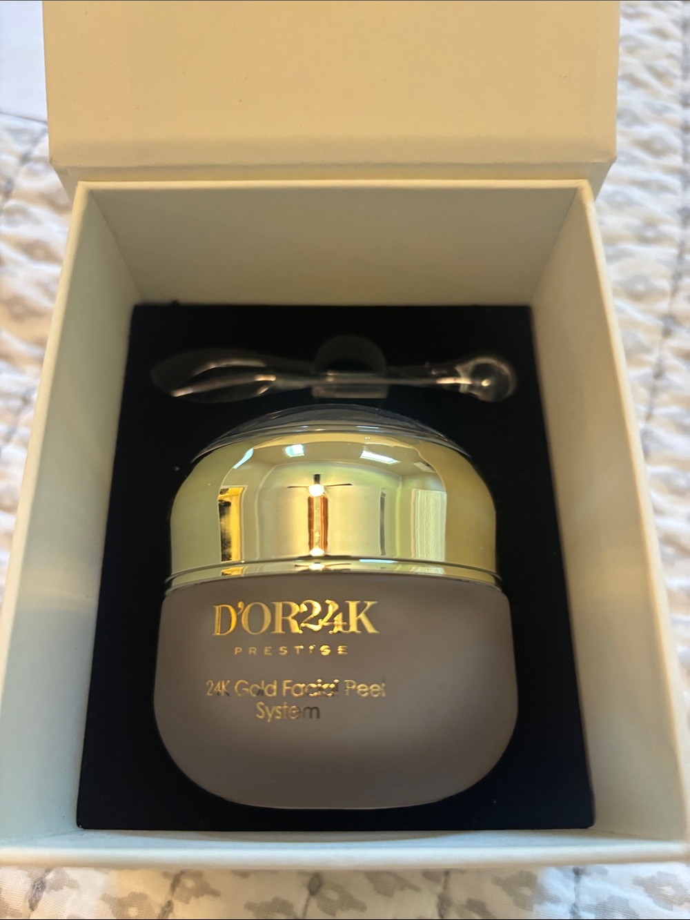 24K Gold Facial Peel System - White - Picture 5 of 5